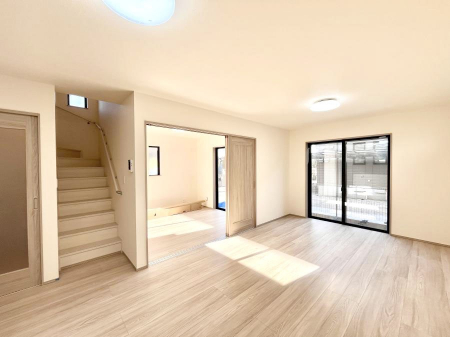 ���r���O�@���r���O�K�i���Ƒ��̏Ί�Ɖ�b���Ȃ��ł���܂�  