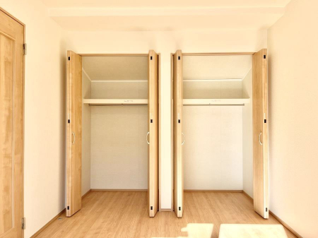 ���[�@�����Ղ�̎��[�X�y�[�X�ŉ��K�ɕ�点���� 