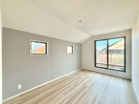 ���̑����ρ@�o���R�j�[���J�������v���X���Ă����m��