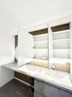 ̑ρ@ʏɂ͂Ղ̎[Xy[X  