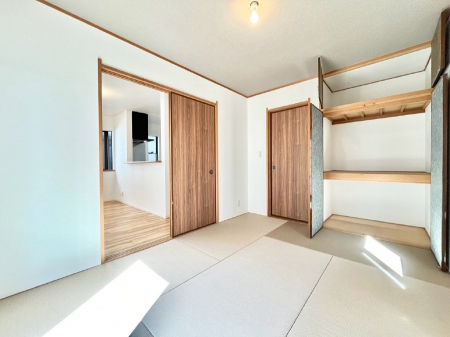 ̑ρ@rOƗׂ荇ĂaBقƈꑧła̋ԂYꂸɁB