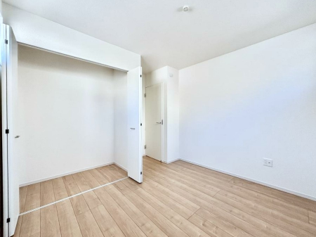 �q�������@�q�������ɂ��������߂Ȏ��[�X�y�[�X�����Ղ�̋���