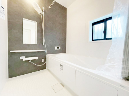 �����@����̔�������Ă���閾�邢�������̂���o�X���[��