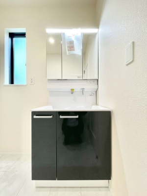 ���ʑ�E���ʏ��@�傫�����₷���O�ʋ��Ő�����������ʑ�́A�g�����Ȃ݃`�F�b�N�┧�̂������ɂ������߂ł��B