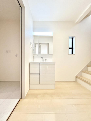 ʑEʏ@傫₷OʋŐʑ́AgȂ݃`FbN┧̂ɂ߂łB 