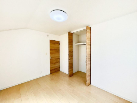 Q@g₷`ŃxbgƋ̒uɂ邱Ƃ܂B   