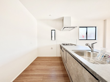 �L�b�`���@�L�X�Ƃ����g������̗ǂ��L�b�`���œ��X�̂��������y�����Ȃ肻��