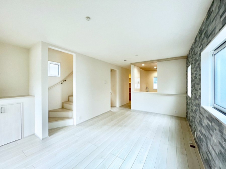 rO@u܁vuvƑƂ̃R~jP[V[܂郊rOCKiB 