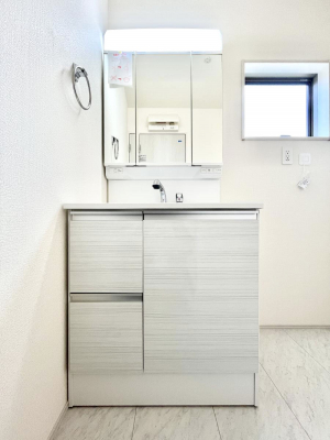 ���ʑ�E���ʏ��@�傫�����₷���O�ʋ��Ő�����������ʑ�́A�g�����Ȃ݃`�F�b�N�┧�̂������ɂ������߂ł��B 