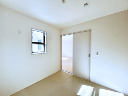 ̑ρ@rOƗׂ荇ĂaBقƈꑧła̋ԂYꂸɁB 