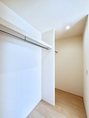 ̑@EH[NCN[[bgtŐԂLpł܂B