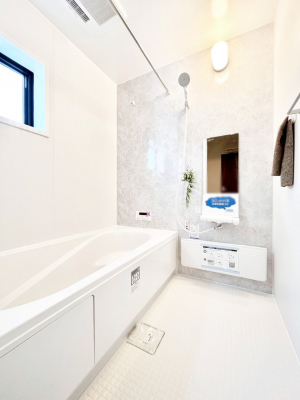 �����@1���̔������t���b�V���ł���A���K�ȃo�X�^�C�������o���Ă���܂��B