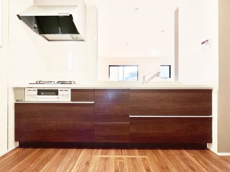 �L�b�`���@�������������I�ɁA�y�����I�V�X�e���L�b�`��