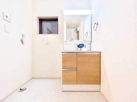 ���ʑ�E���ʏ��@���[�͂Ƌ@�\���ɗD�ꂽ���ʉ��ϑ�