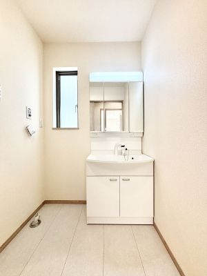 ���ʑ�E���ʏ��@�傫�����₷���O�ʋ��Ő�����������ʑ�́A�g�����Ȃ݃`�F�b�N�┧�̂������ɂ������߂ł��B 