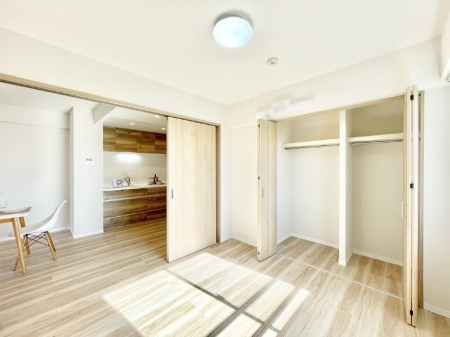 q@rOאڂ̗m͌ƂĂpł܂