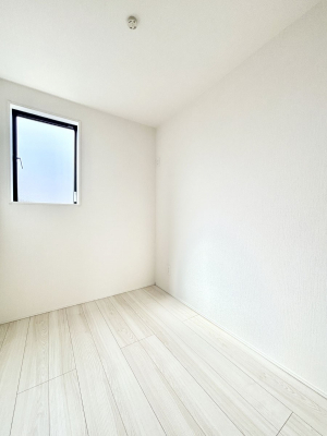 ̑ρ@Ղ̔[˃Xy[XŉKɕ点   