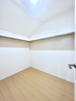 ���̑����ρ@��Ԃ�L�����p�ł���E�H�[�N�C���N���[�[�b�g�t���I���[�̂��Y�݂�����܂���