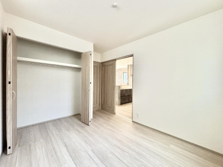 �q�������@�q�������ɂ��������߂Ȏ��[�X�y�[�X�����Ղ�̋���