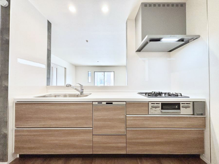 �L�b�`���@���r���O�����n����l�C�̃J�E���^�[�L�b�`���B �Ƒ��������Ȃ���Ǝ������邱�Ƃ��ł��܂��B