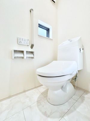 �g�C���@�E�H�V�����b�g�t���g�C����1�K��2�K���ꂼ��ɔz�u����Ă��ĂƂĂ��֗��ł��B 