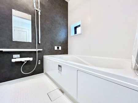 �����@����̔�����₷��؂ȃo�X�^�C���B�������Ƃ����C���y����Ŕ����Ƃ肽���ł��ˁI  