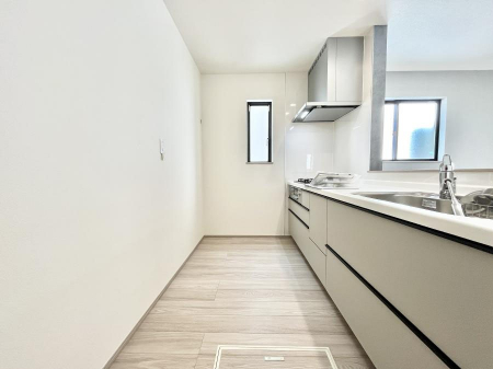 �L�b�`���@��Ƃ肠��L�b�`���ł͂��Ƒ��Ɗy�������������ł��܂��B