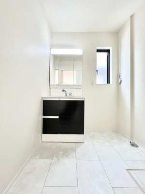 ���ʑ�E���ʏ��@�傫�����₷���O�ʋ��Ő�����������ʑ�́A�g�����Ȃ݃`�F�b�N�┧�̂������ɂ������߂ł��B 