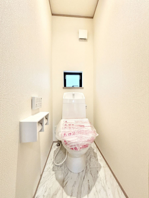 gC@gC1K2KꂼɔzuĂĂƂĂ֗łB 