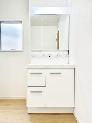 ���ʑ�E���ʏ��@�傫�����₷���O�ʋ��Ő�����������ʑ�́A�g�����Ȃ݃`�F�b�N�┧�̂������ɂ������߂ł��B 