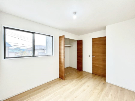 �q�������@�q�������ɂ��������߂Ȏ��[�X�y�[�X�����Ղ�̋���