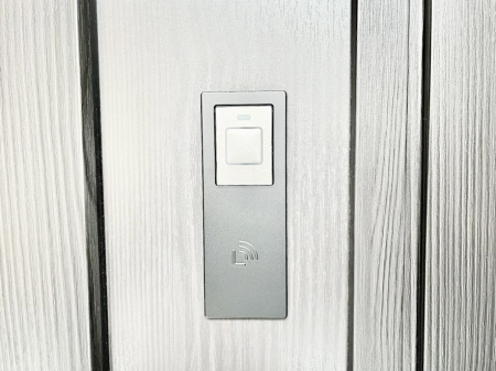 ���̑��@�X�}�[�g�ɊJ���ł���d�q�L�[