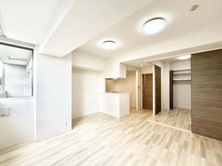 ���r���O�@�Ƒ������R�ƏW�܂�e���̃X�y�[�X�ɂȂ肻��  