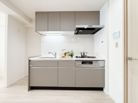 �L�b�`���@�������������I�ɁA�y�����I�V�X�e���L�b�`��