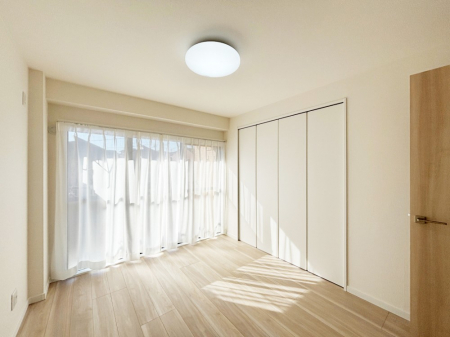 ���̑����ρ@�o���R�j�[���J�������v���X���Ă����m��