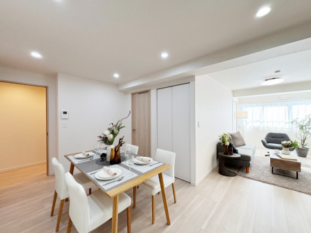 ���r���O�@�������������͋C�̂k�c�j�͉Ƒ��݂�Ȃ̉��K���