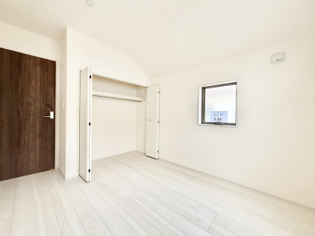 �q�������@�q�ǂ������ɂ҂�����̖��邢��ԁB  