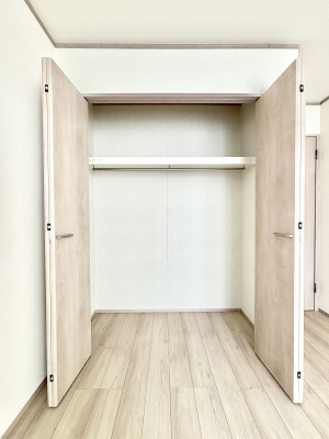 ���[�@�����Ղ�̎��[�X�y�[�X�ŉ��K�ɕ�点���� 