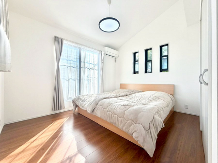 �q�������@2�ʍ̌����m�ۂ������邢��ԁB�Ƒ��݂�Ȃ����K�ȕ�炵����������݌v�ł��B