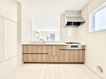 �L�b�`���@�������������I�ɁA�y�����I�V�X�e���L�b�`��  