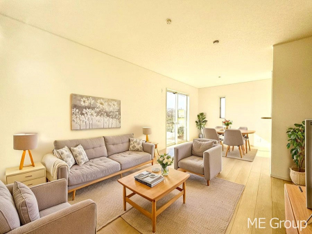 ���r���O�@���Ƒ��̓��₩�Șb�����ŕ�܂�閾�邢���r���O  ���Ƌ��CG�ł�