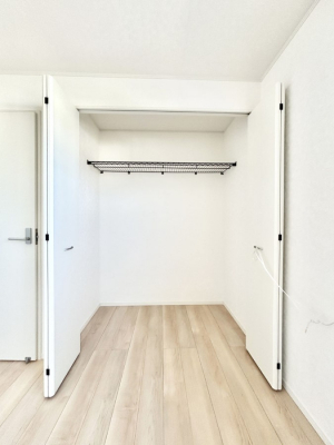 ���[�@�����Ղ�̎��[�X�y�[�X�ŉ��K�ɕ�点���� 