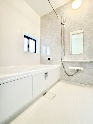 �����@����̔�����₷��؂ȃo�X�^�C���B�������Ƃ����C���y����Ŕ����Ƃ肽���ł��ˁI  