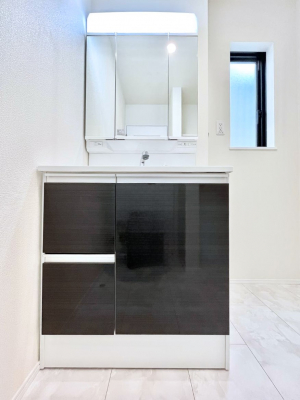 ���ʑ�E���ʏ��@�傫�����₷���O�ʋ��Ő�����������ʑ�́A�g�����Ȃ݃`�F�b�N�┧�̂������ɂ������߂ł��B 