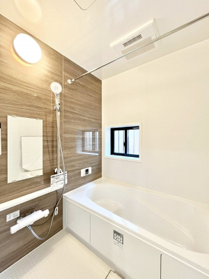 �����@����̔�����₷��؂ȃo�X�^�C���B�������Ƃ����C���y����Ŕ����Ƃ肽���ł��ˁI 