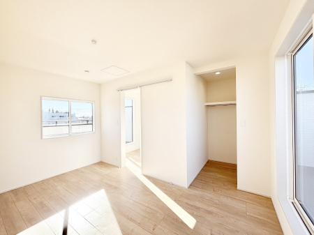 �q�������@�q�������ɂ��������߂Ȏ��[�X�y�[�X�����Ղ�̋���