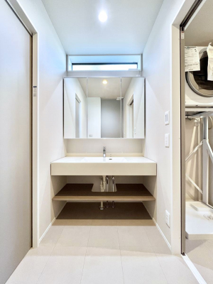 ʑEʏ@傫₷OʋŐʑ́AgȂ݃`FbN┧̂ɂ߂łB 