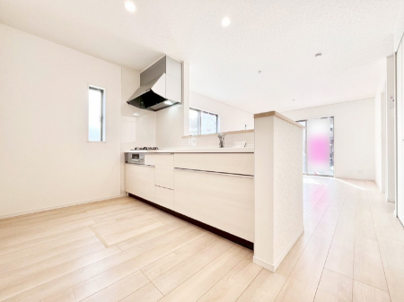 �L�b�`���@���������Ȃ��炲�Ƒ��Ƃ̉�b���y���߂�ΖʃJ�E���^�[�L�b�`��