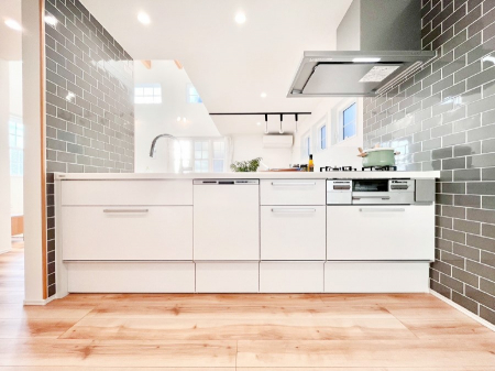 �L�b�`���@�������������I�ɁA�y�����I�V�X�e���L�b�`��  