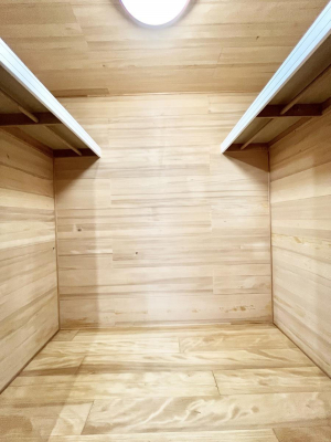 ̑@EH[NCN[[bgtŐԂLpł܂B